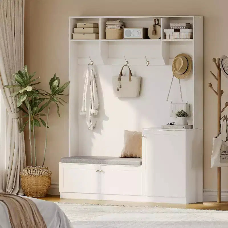 Mobile da ingresso 5-in-1 da 79" con panca, appendiabiti, 4 ganci, armadietti e mensole, Bianco rustico