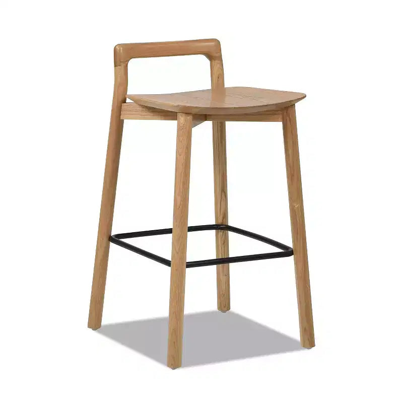 Sgabelli da bar Okak in legno di frassino biondo naturale ad altezza bancone per sale da pranzo, sgabelli da bar da bancone senza braccioli e schienale basso minimalista