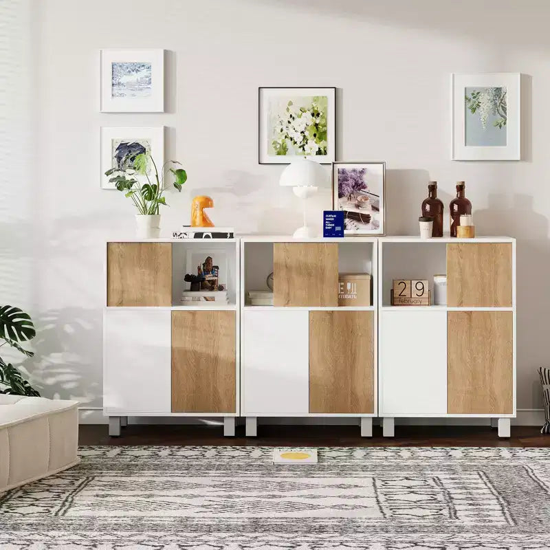 Credenza a Buffet Bianca con Ante Scorrevoli e Ripiani Regolabili – Mobile Contenitore da Bagno